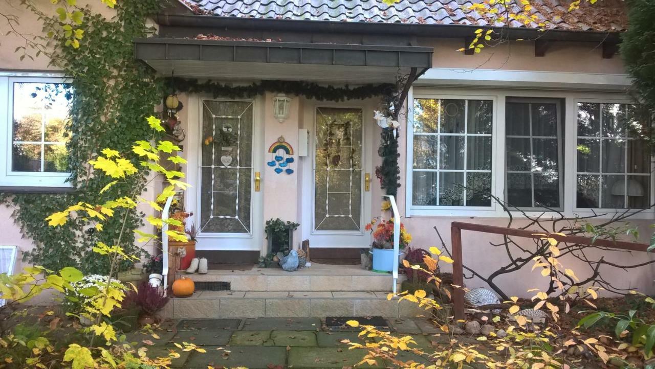 Gemuetl. Ferienwohnung Und Privatzimmer Hamburg Exterior photo