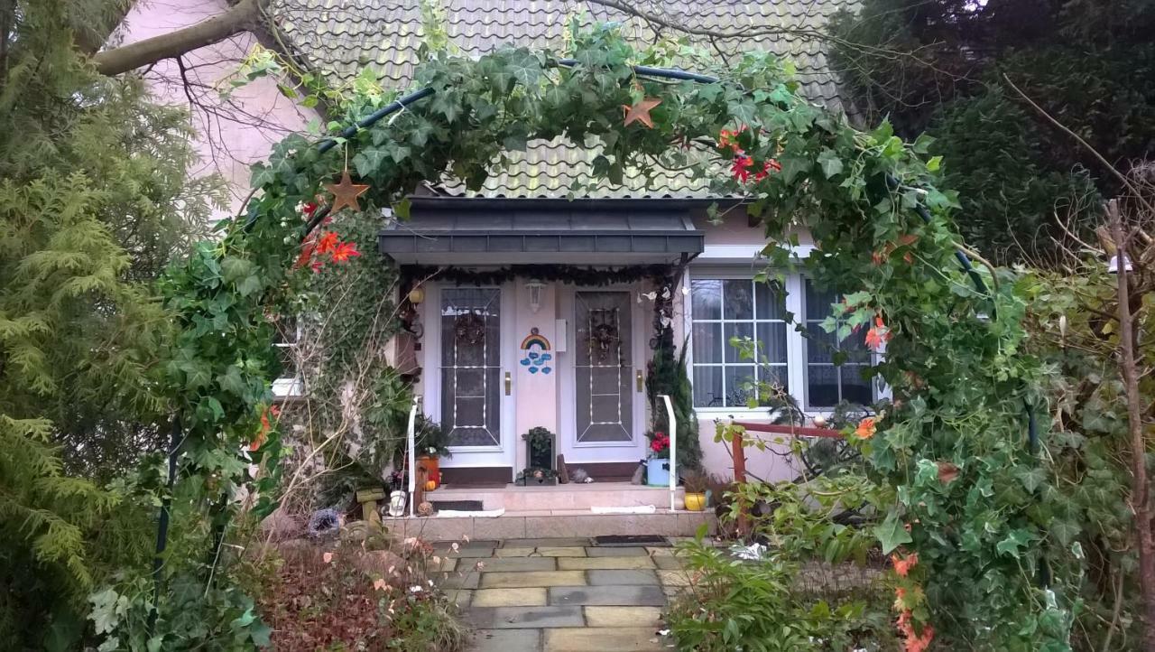 Gemuetl. Ferienwohnung Und Privatzimmer Hamburg Exterior photo